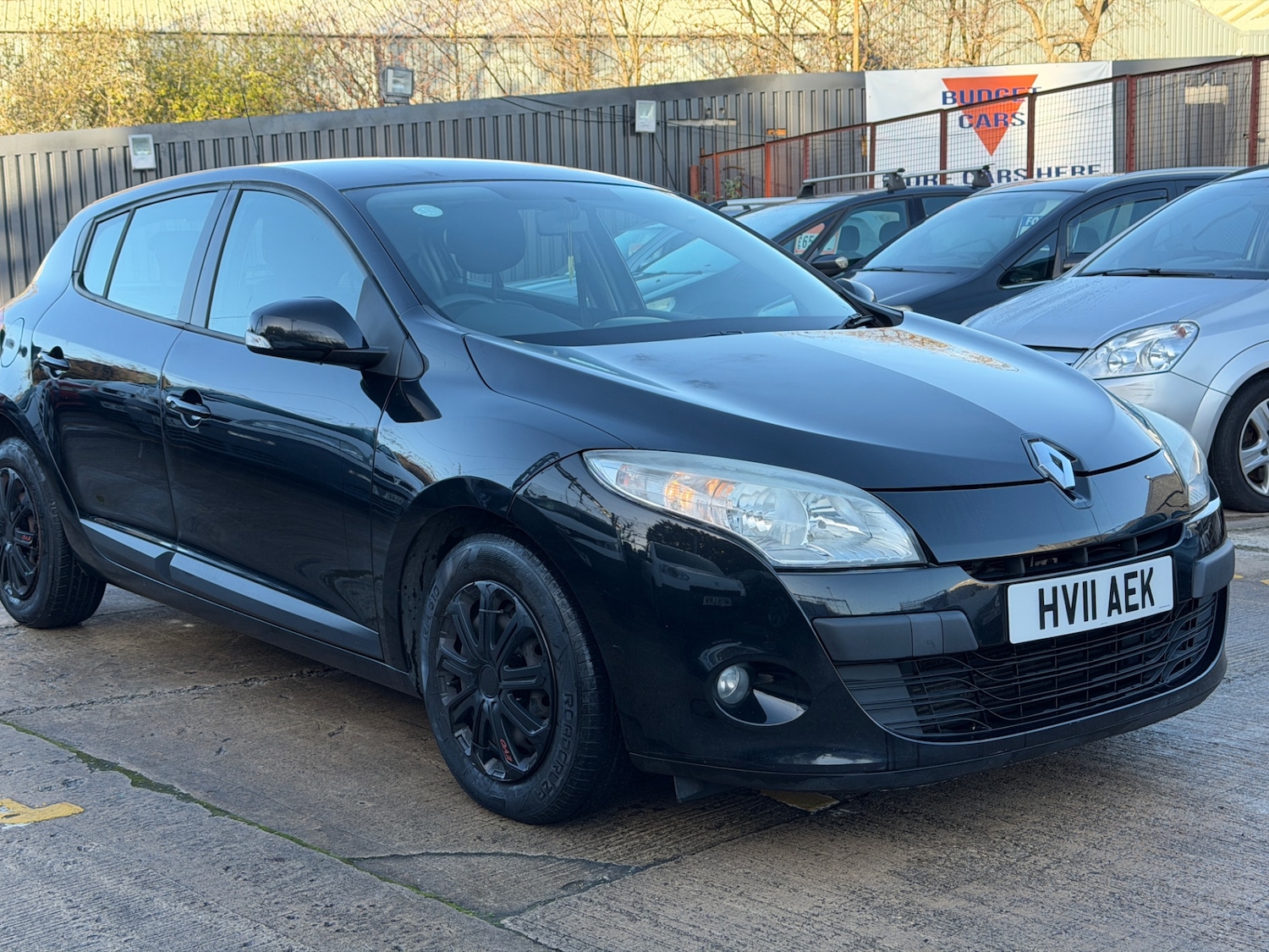 Used Renault Megane 2011 for sale - 76706330: Photo 1