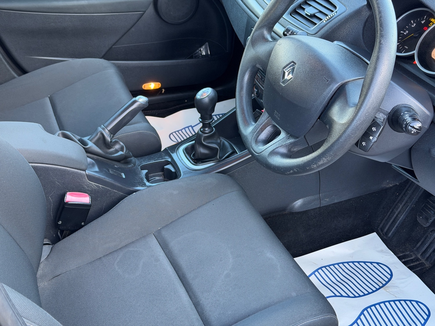 Used Renault Megane 2011 for sale - 76706330: Photo 10