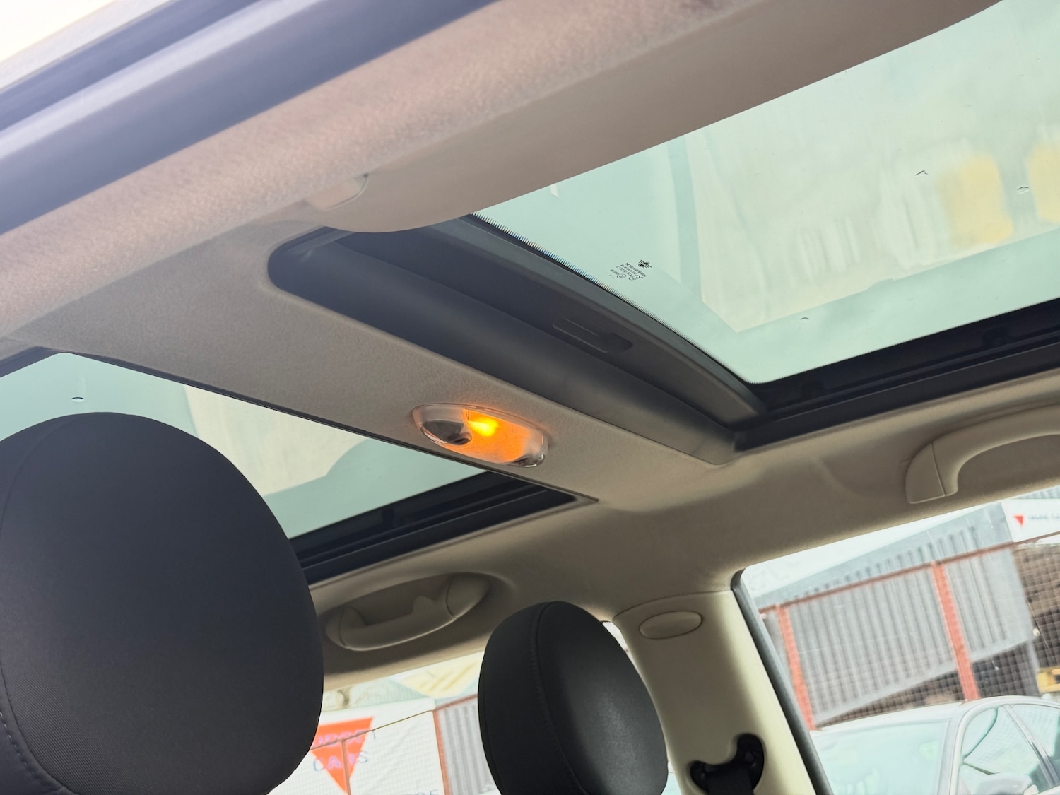 Used MINI Hatch 2011 for sale - 77630859: Photo 13