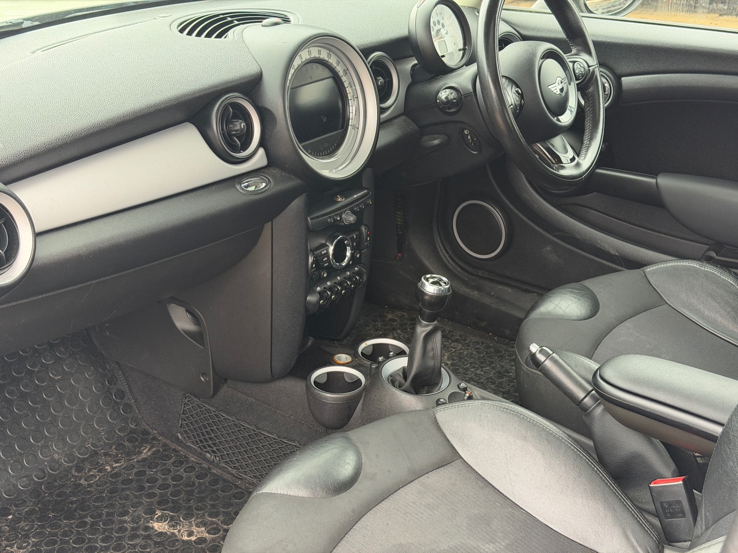 Used MINI Hatch 2011 for sale - 77630859: Photo 16