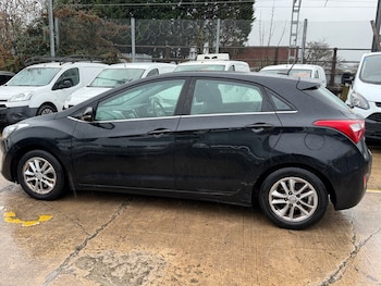 Used Hyundai i30 2016 for sale - 76807751: Photo