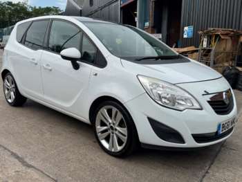 2011 (61) - 1.4T 16V Exclusiv Limited Edition 5dr