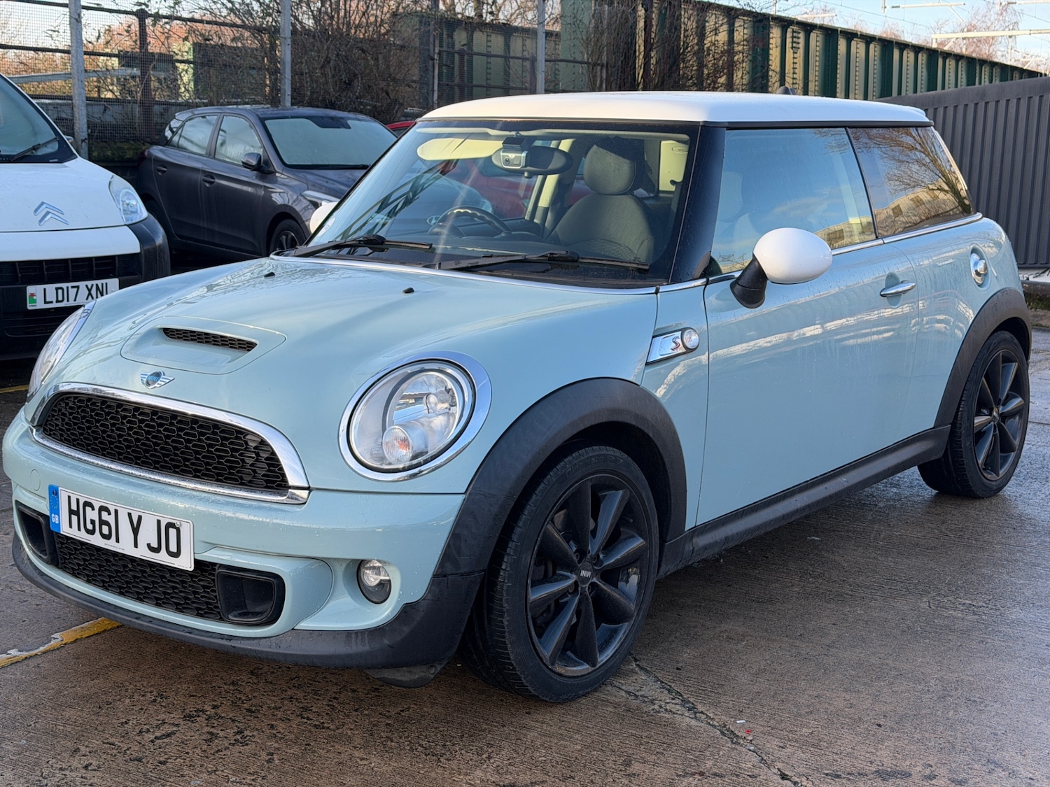 Used MINI Hatch 2011 for sale - 76939995: Photo 3