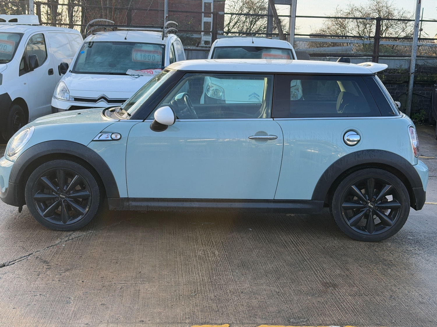 Used MINI Hatch 2011 for sale - 76939995: Photo 4
