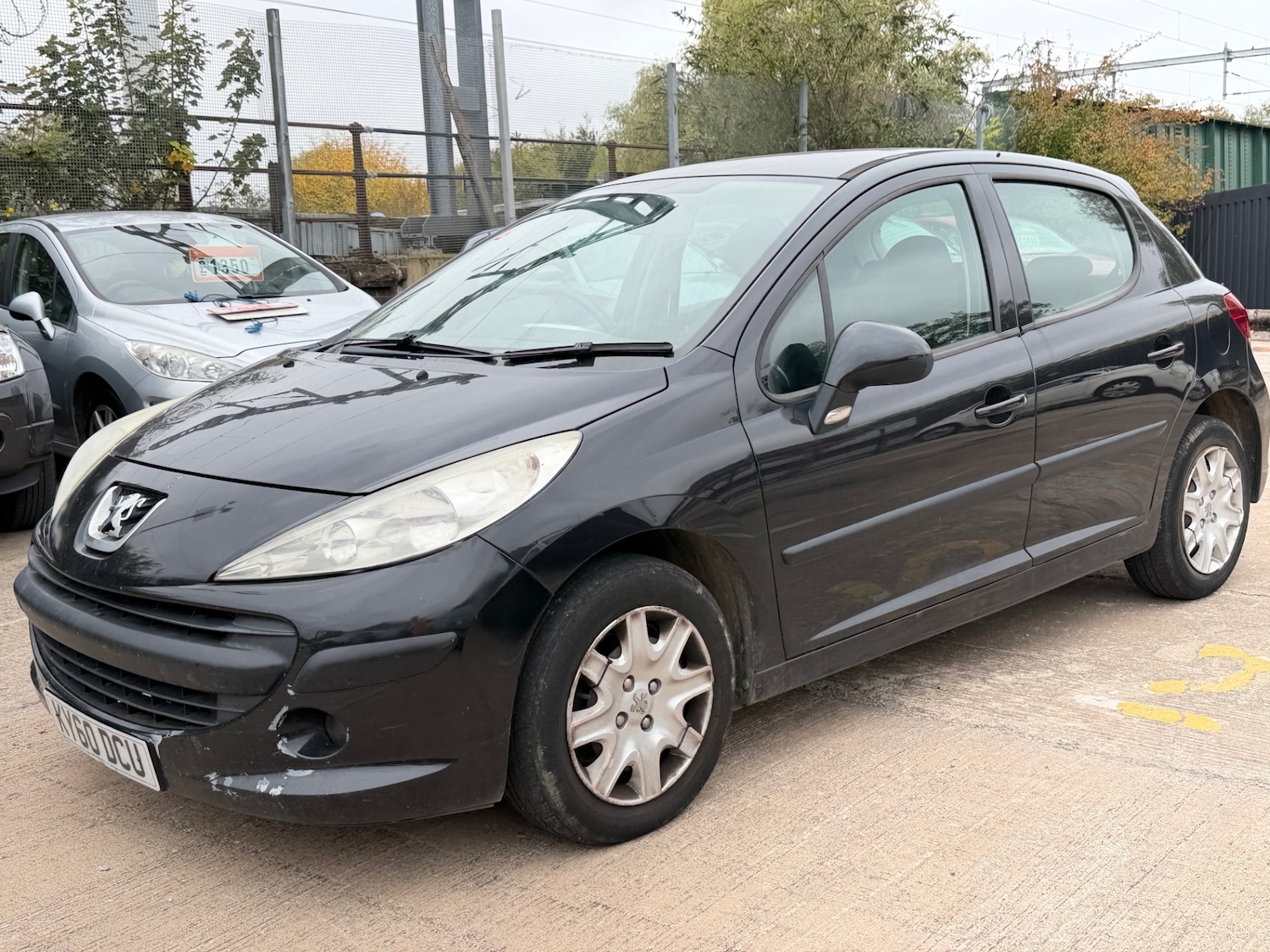 Used Peugeot 207 2010 for sale - 76280396: Photo 2