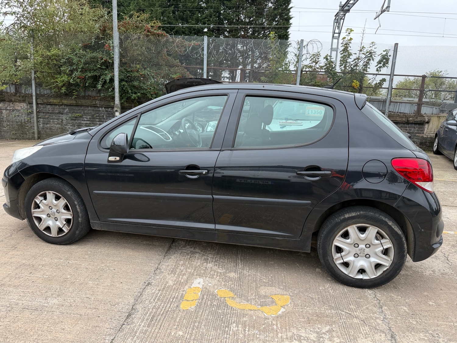 Used Peugeot 207 2010 for sale - 76280396: Photo 3