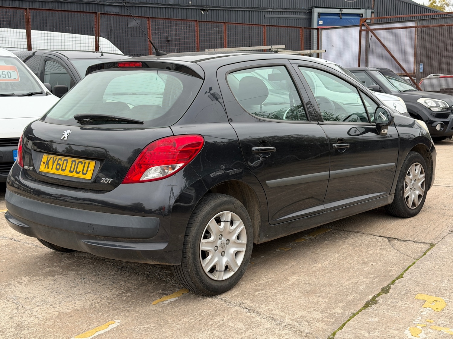 Used Peugeot 207 2010 for sale - 76280396: Photo 4