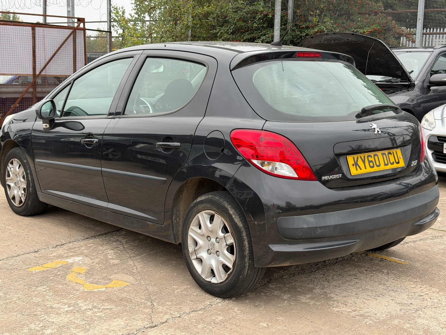 Used Peugeot 207 2010 for sale - 76280396: Photo 5