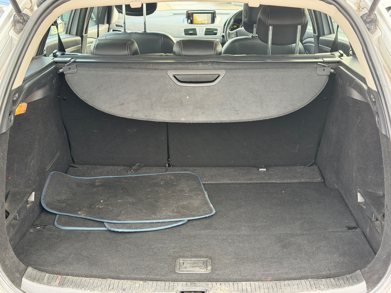 Used Renault Megane 2015 for sale - 77381031: Photo 11