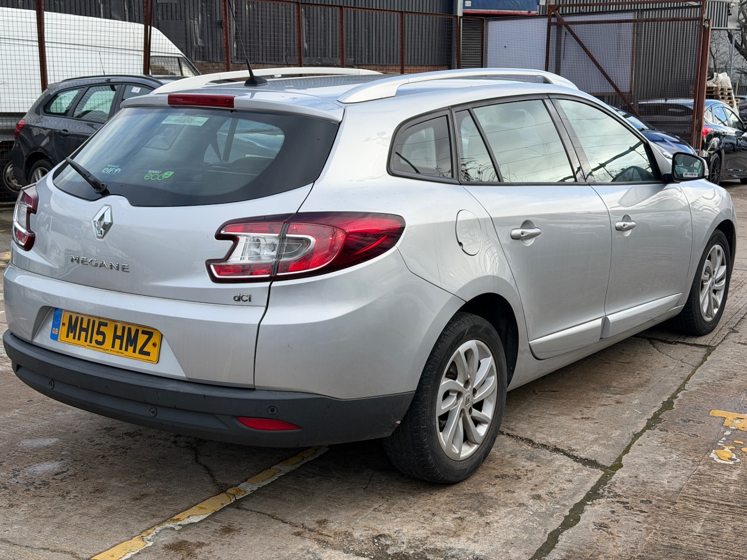 Used Renault Megane 2015 for sale - 77381031: Photo 6
