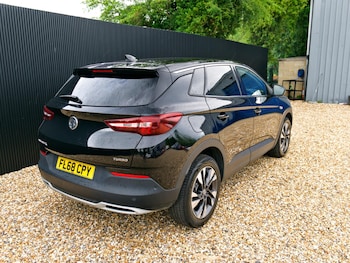 Used Vauxhall Grandland X 2018 for sale - 78763140: Photo