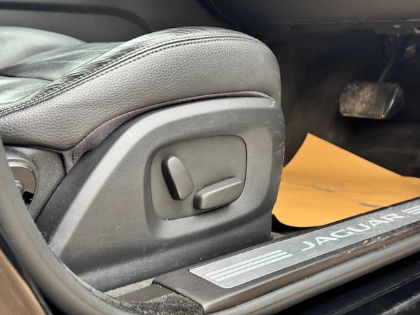 Used Jaguar XF 2015 for sale - 76226299: Photo 19