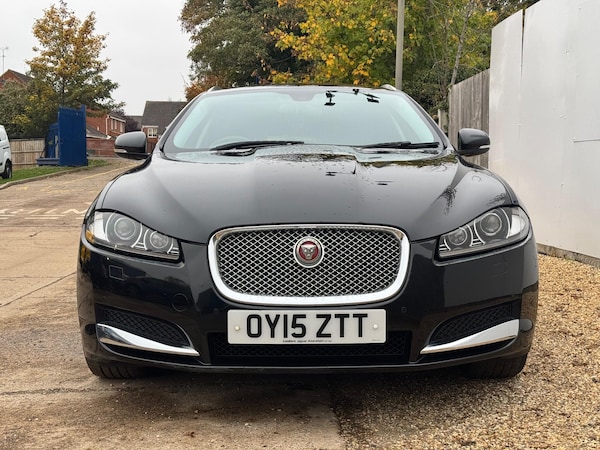 Used Jaguar XF 2015 for sale - 76226299: Photo 3