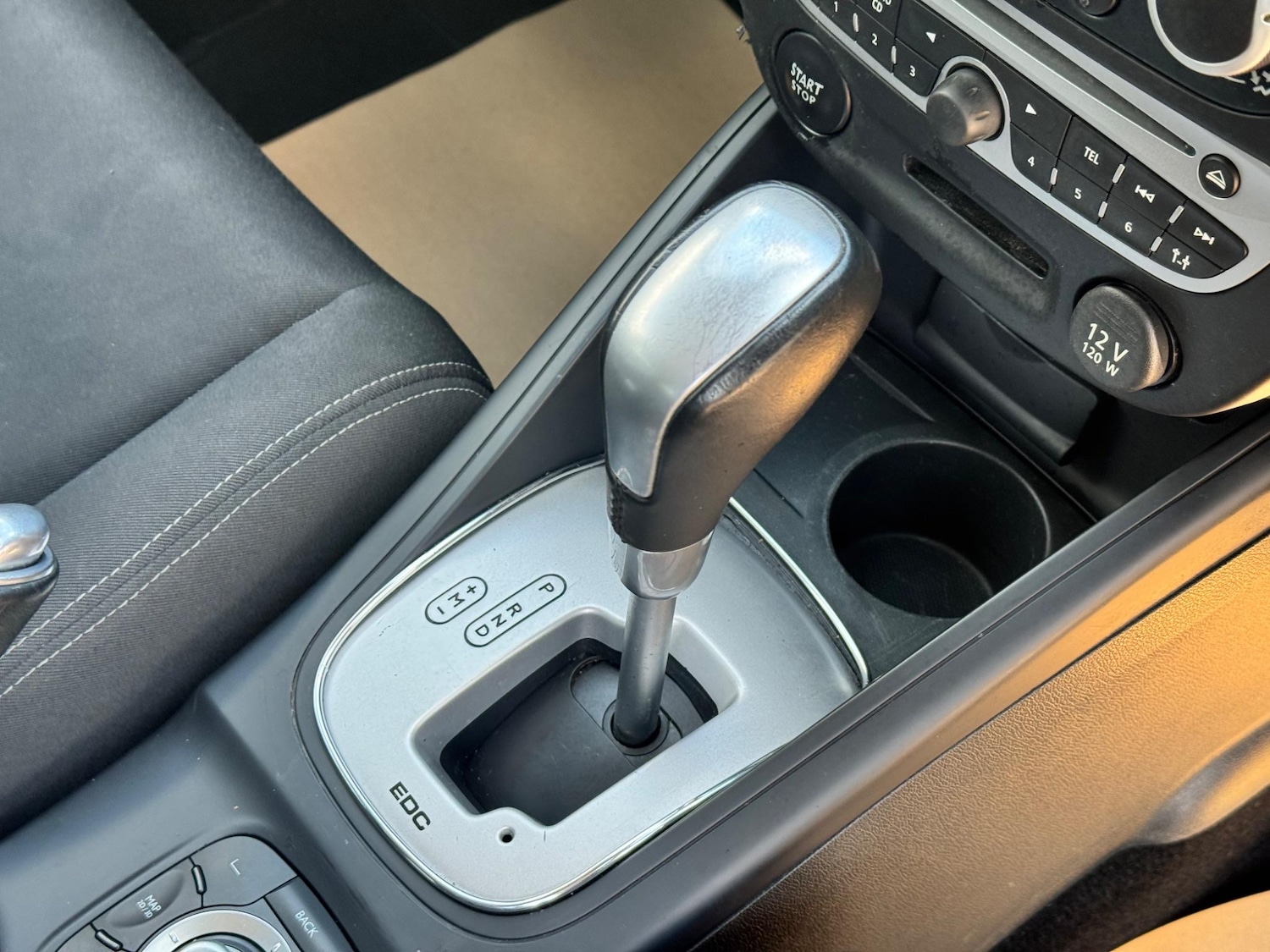 Used Renault Megane for sale - 77267789: Photo 30