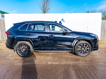 Used Toyota RAV4 2022 for sale - 76714344: Photo