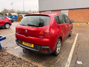Used Peugeot 3008 2011 for sale - 76964715: Photo