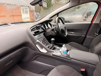 Used Peugeot 3008 2011 for sale - 76964715: Photo