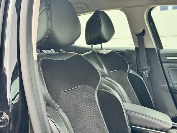 Used Renault Megane 2017 for sale - 75577207: Photo 21