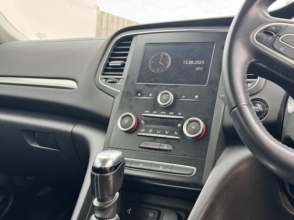 Used Renault Megane 2017 for sale - 75577207: Photo 27