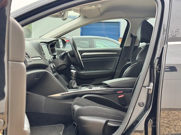 Used Renault Megane 2017 for sale - 75577207: Photo 37
