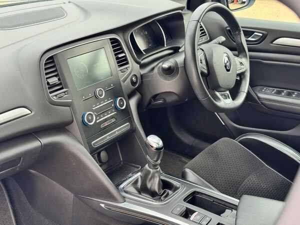 Used Renault Megane 2017 for sale - 75577207: Photo 38