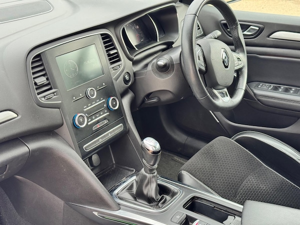 Used Renault Megane 2017 for sale - 75577207: Photo 40
