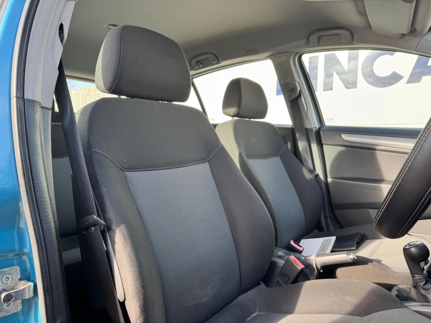 Used Vauxhall Astra 2004 for sale - 77387363: Photo 6