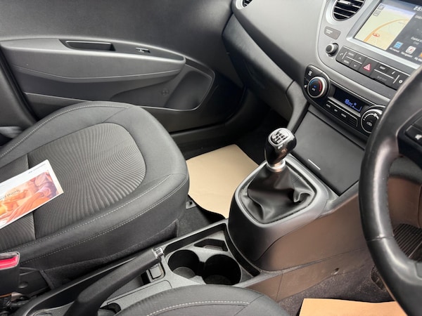 Used Hyundai i10 2018 for sale - 75729125: Photo 18