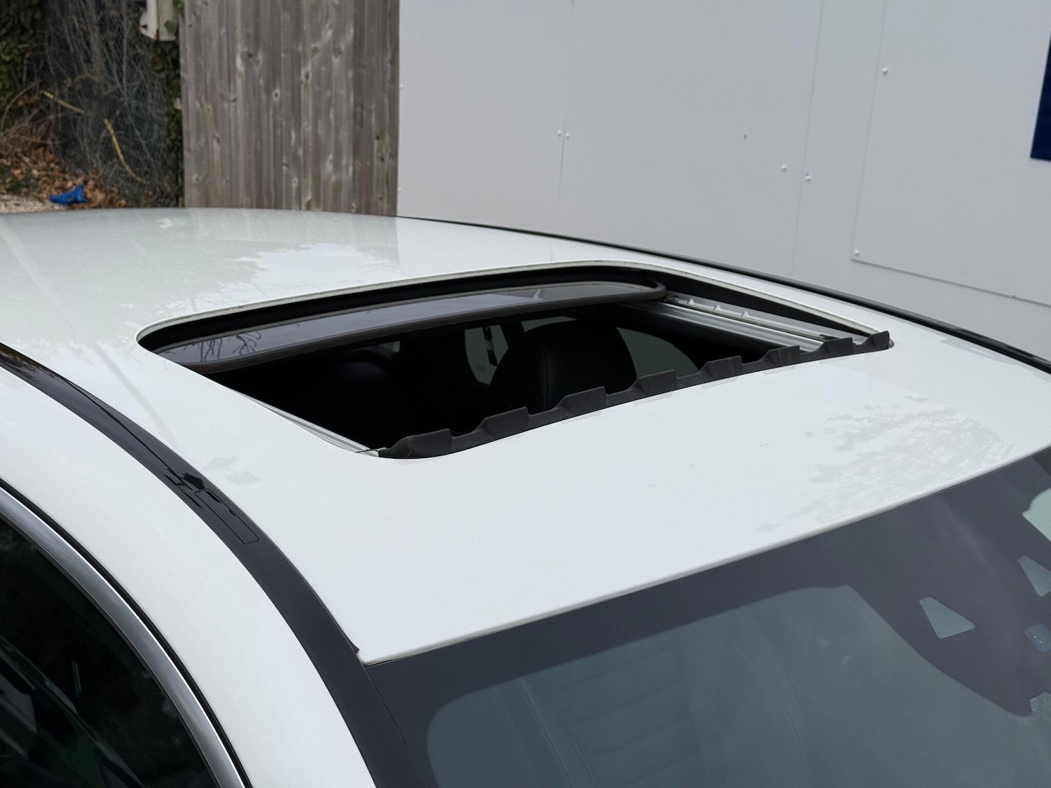 Used Mercedes-Benz EQC 2021 for sale - 76294431: Photo 2