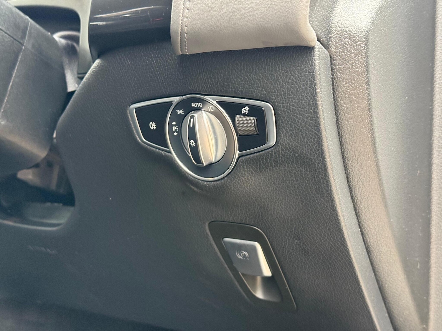 Used Mercedes-Benz EQC 2021 for sale - 76294431: Photo 26