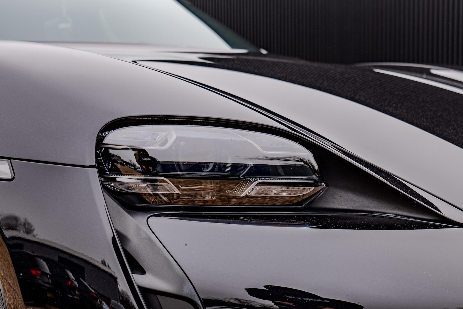 Used Porsche Taycan 2020 for sale - 77441068: Photo 11