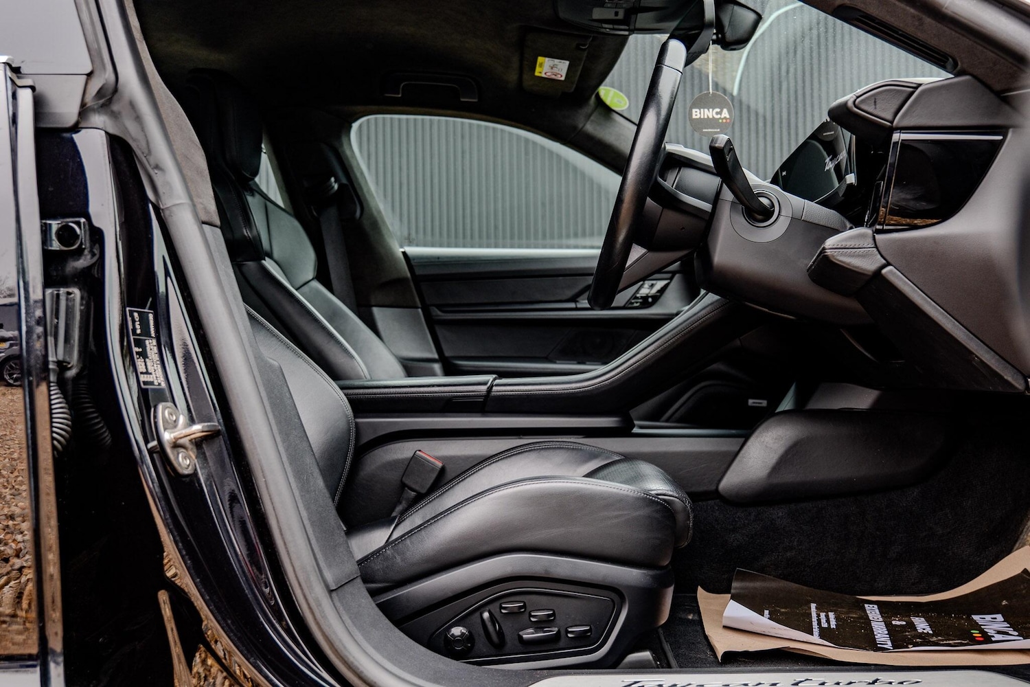 Used Porsche Taycan 2020 for sale - 77441068: Photo 22