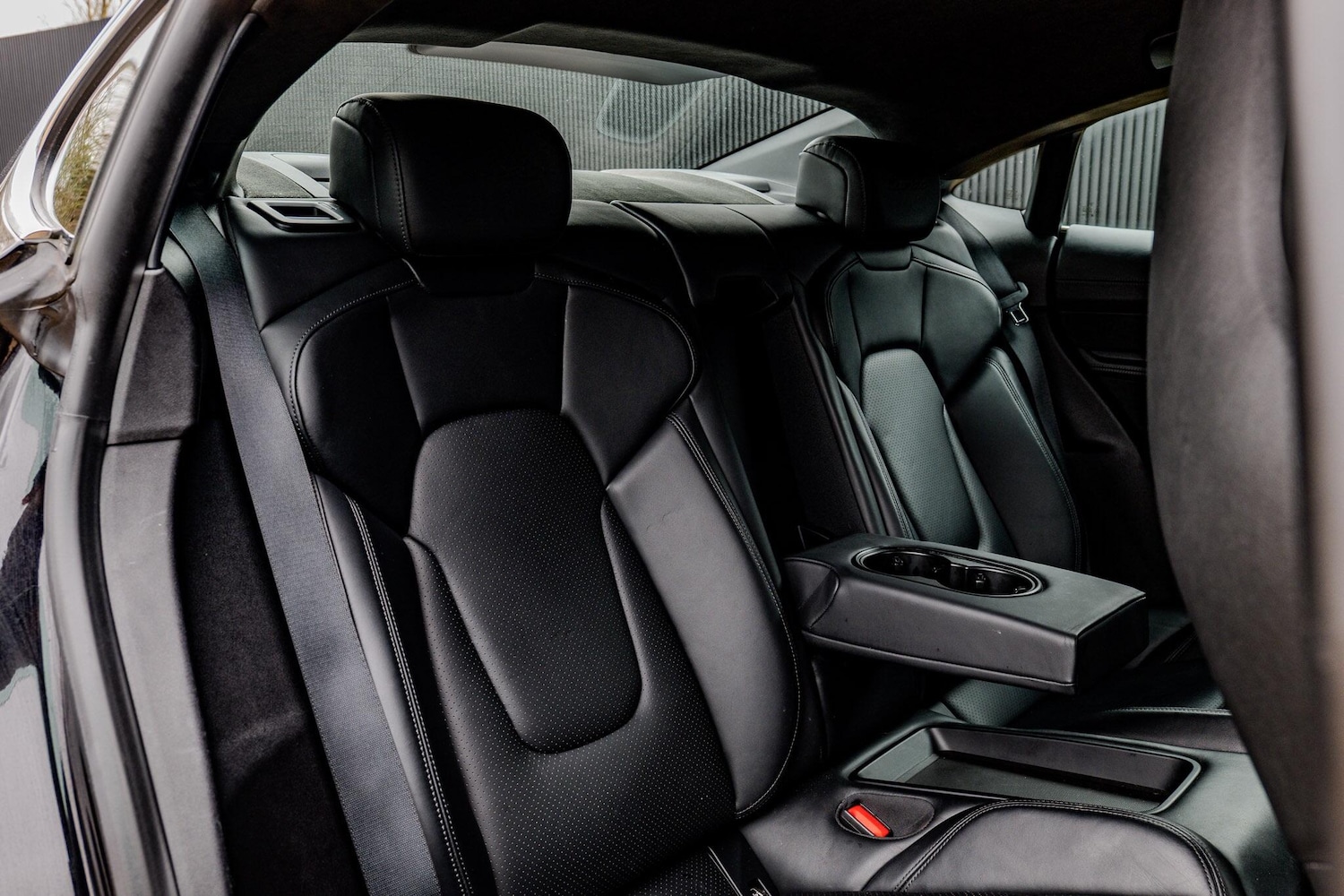 Used Porsche Taycan 2020 for sale - 77441068: Photo 27