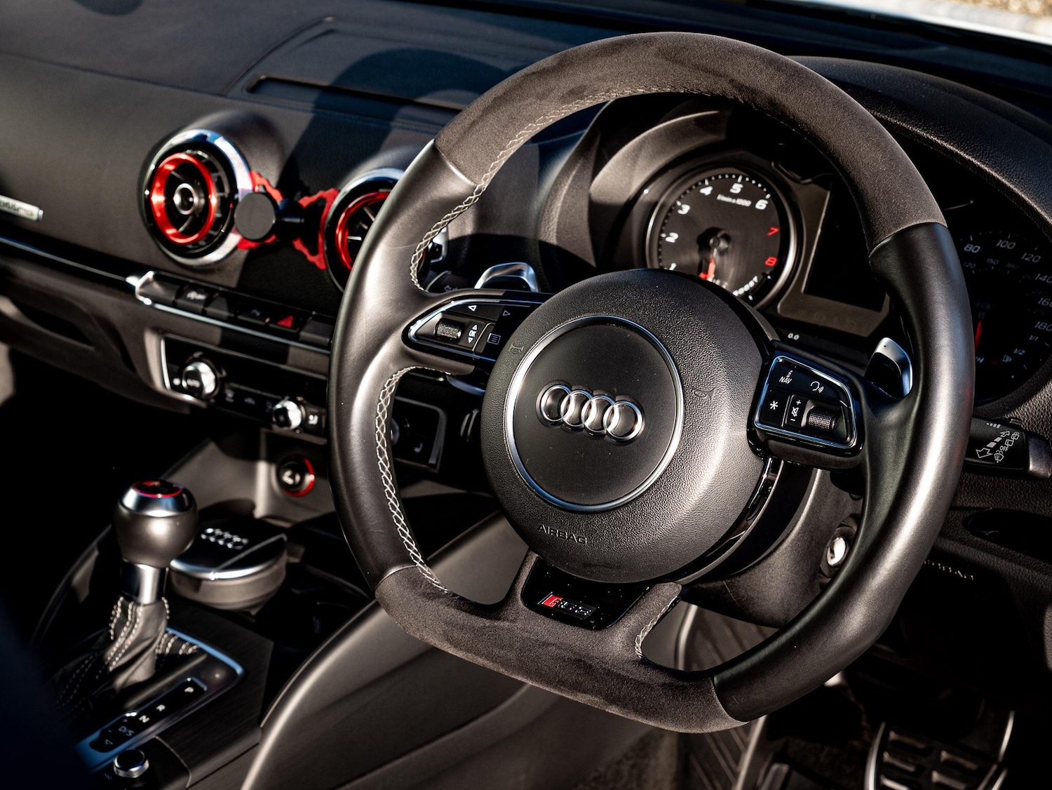 Used Audi RS3 2016 for sale - 77143687: Photo 33