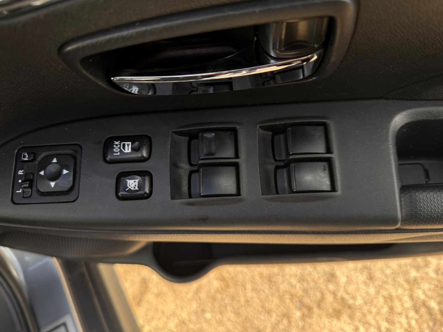 Used Mitsubishi ASX 2015 for sale - 76633380: Photo 24