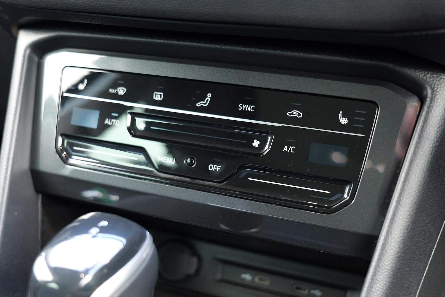 Used Volkswagen Tiguan 2021 for sale - 77467883: Photo 41