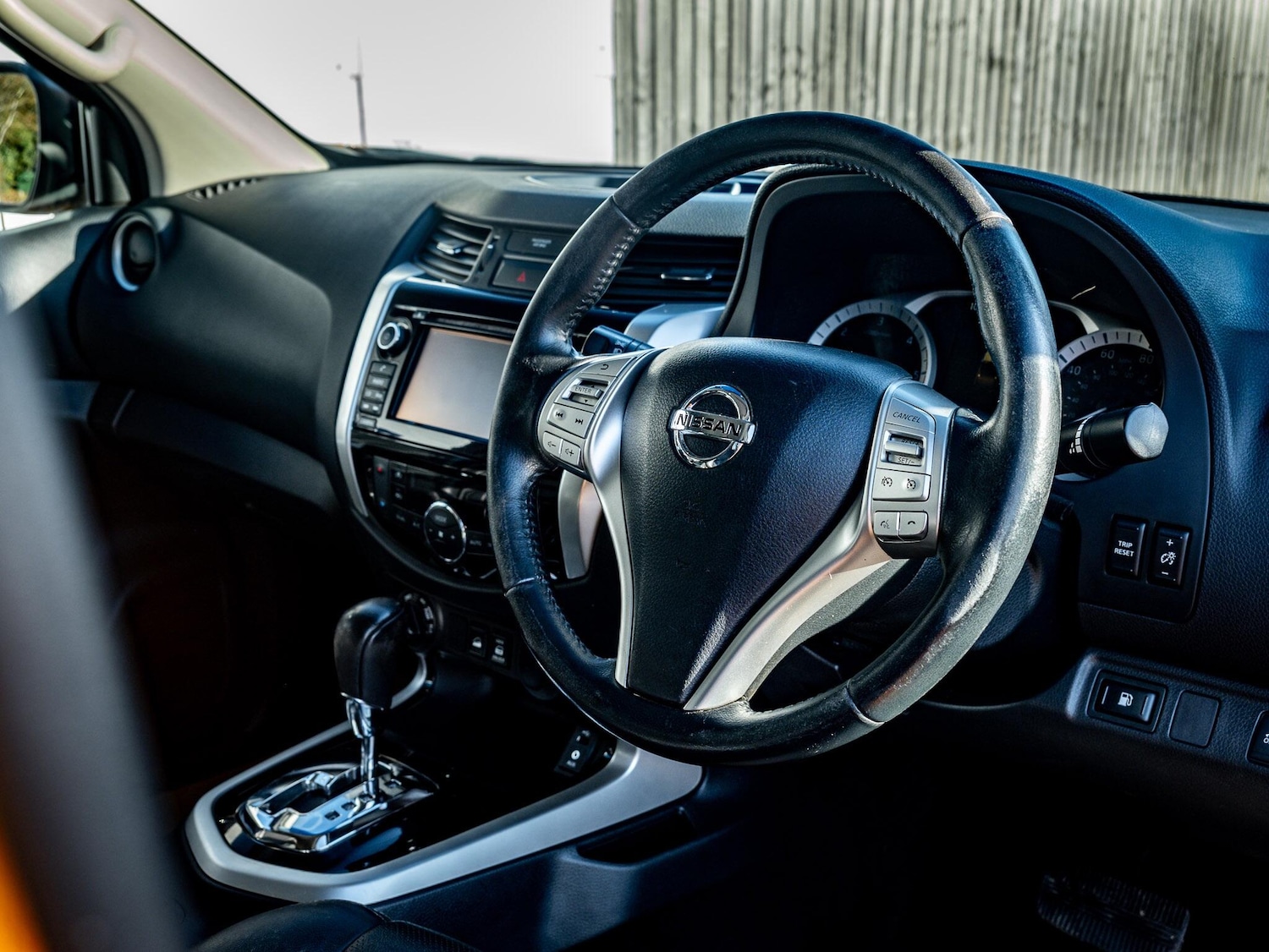 Used Nissan Navara 2016 for sale - 76608050: Photo 27