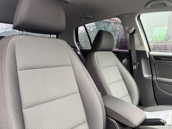 Used Volkswagen Golf 2011 for sale - 77737958: Photo