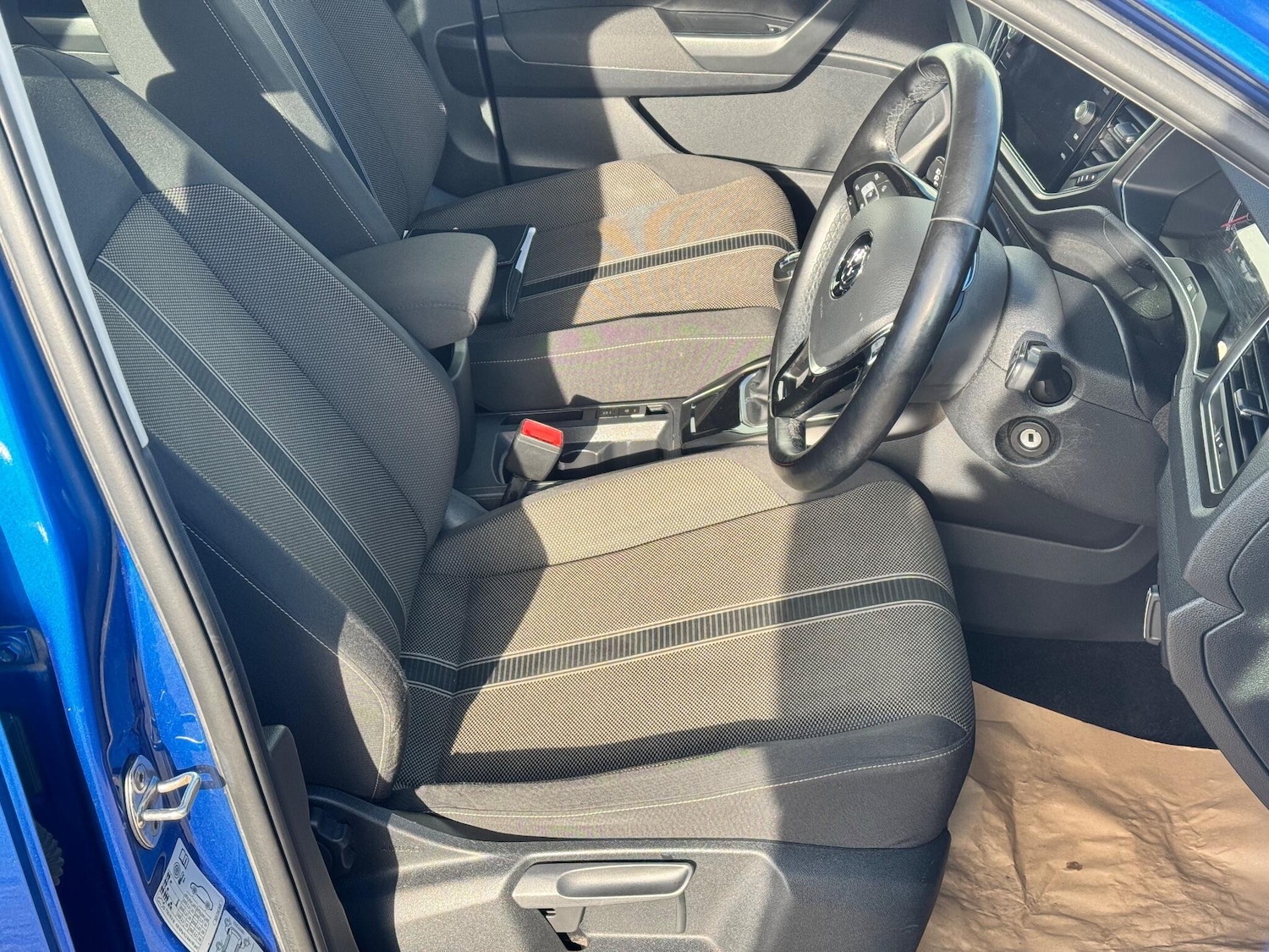 Used Volkswagen T-Roc 2019 for sale - 76294584: Photo 14