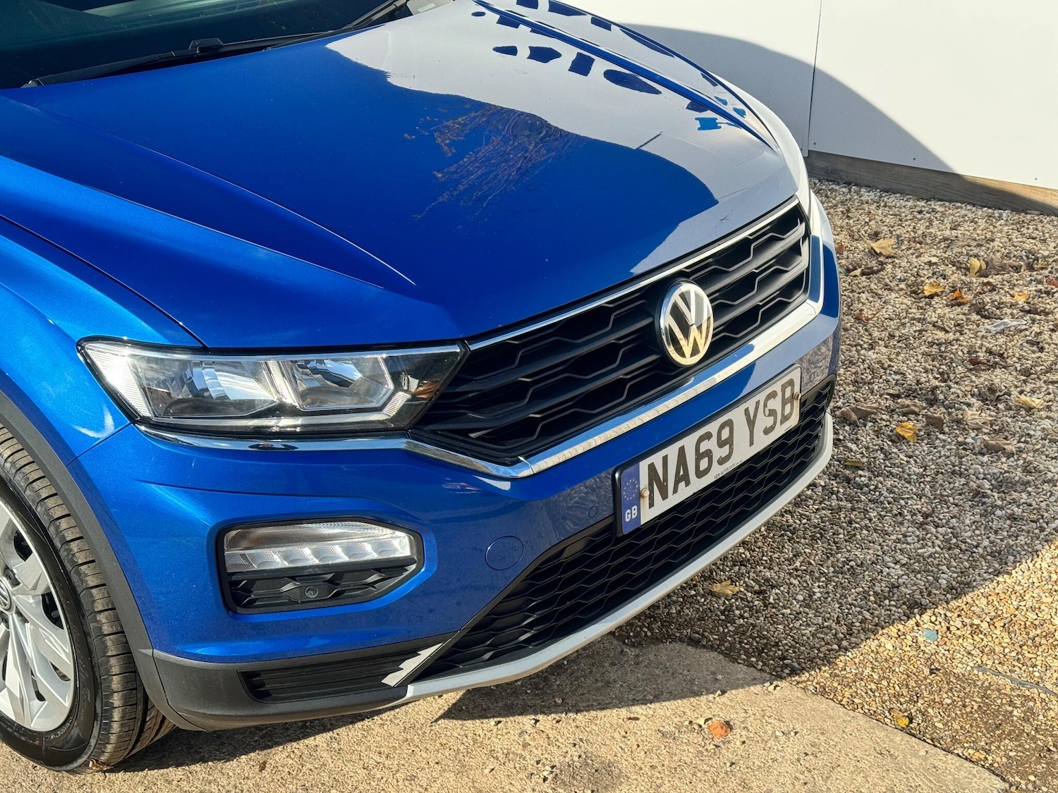 Used Volkswagen T-Roc 2019 for sale - 76294584: Photo 2