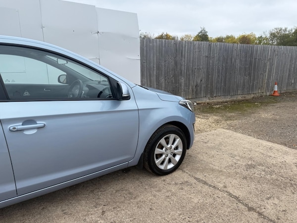 Used Hyundai i20 2013 for sale - 76159178: Photo 11