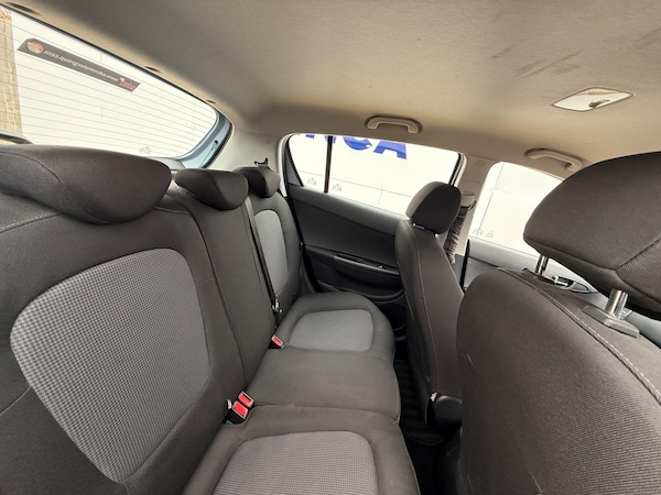 Used Hyundai i20 2013 for sale - 76159178: Photo 19