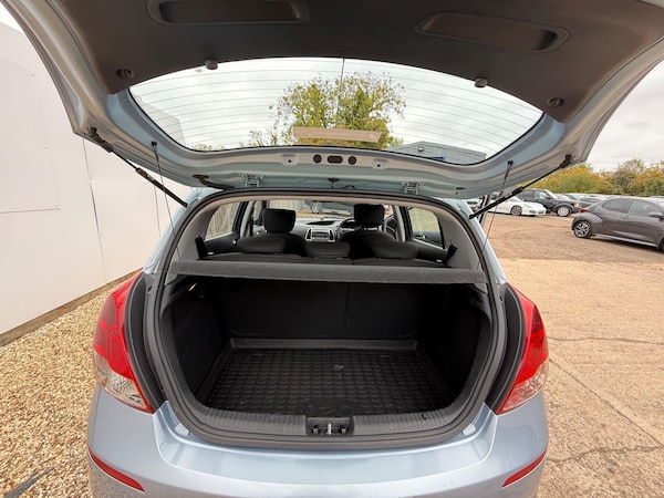 Used Hyundai i20 2013 for sale - 76159178: Photo 20