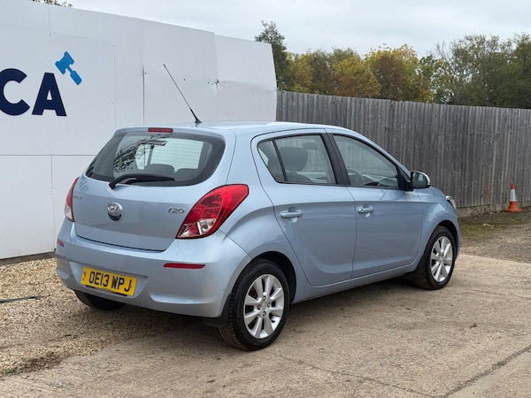 Used Hyundai i20 2013 for sale - 76159178: Photo 8