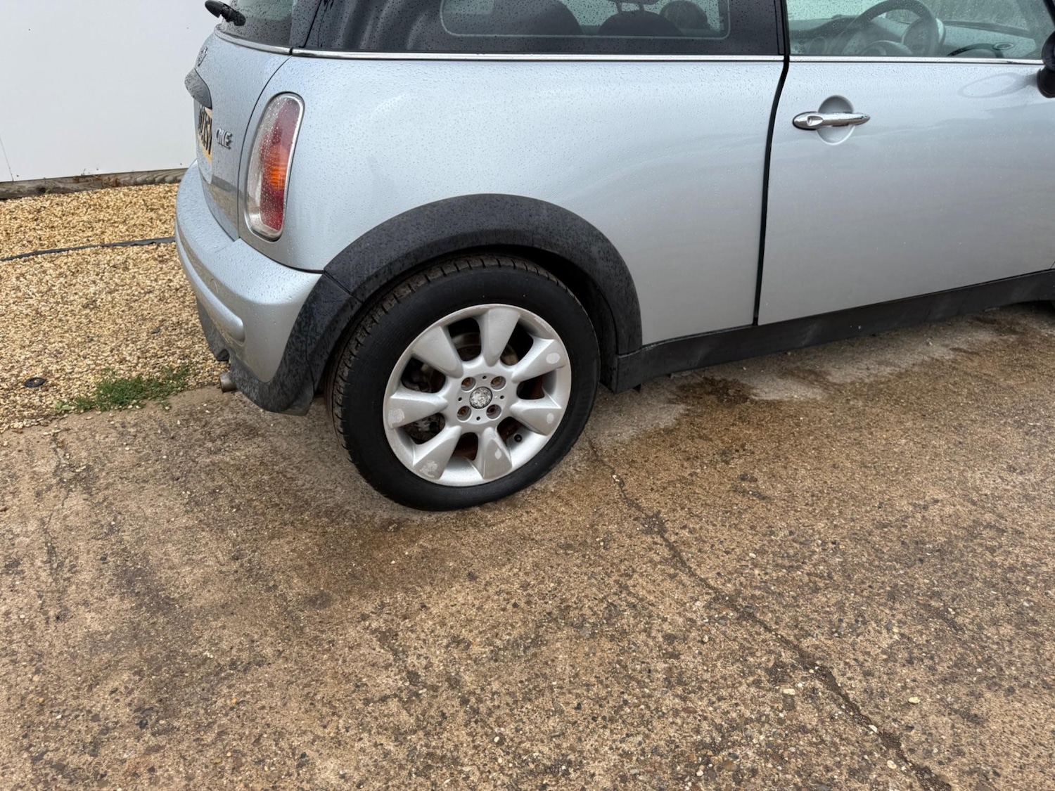 Used MINI Hatch 2002 for sale - 76991890: Photo 17