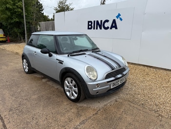 (02) - 1.6 One Hatchback 3dr Petrol CVT Euro 3 (90 ps)