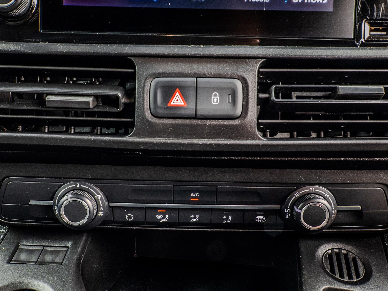 Used Peugeot Partner 2020 for sale - 78204943: Photo 23