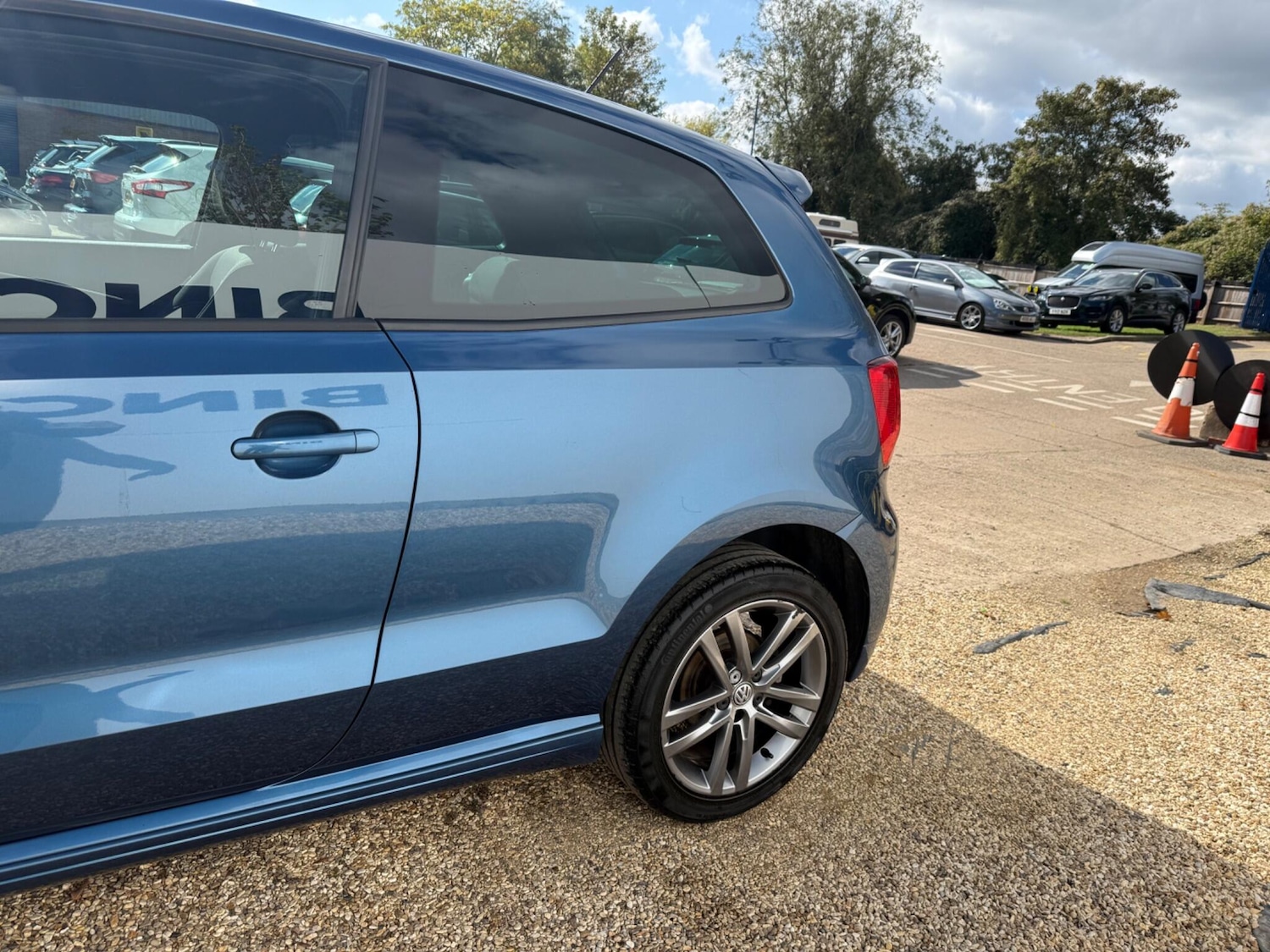 Used Volkswagen Polo 2016 for sale - 76059205: Photo 5