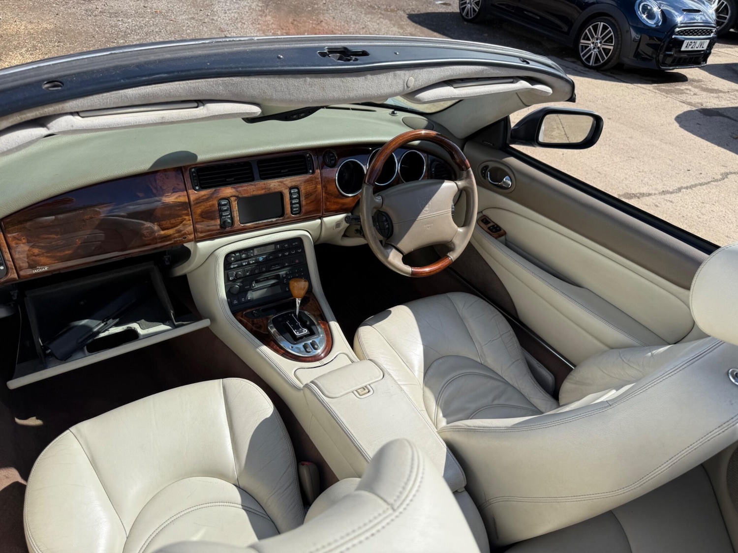 Used Jaguar XK8 2005 for sale - 76988038: Photo 16