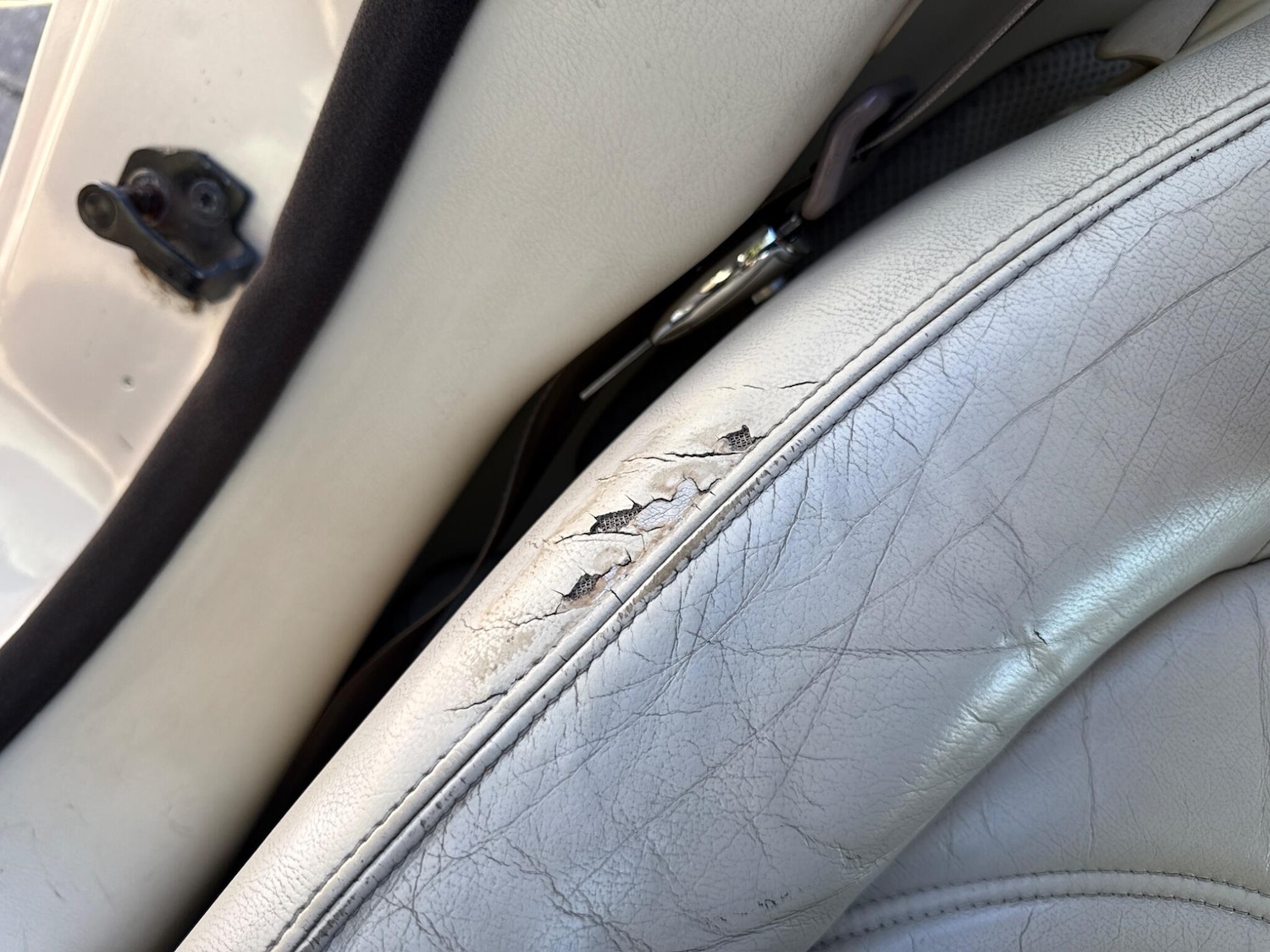 Used Jaguar XK8 2005 for sale - 76988038: Photo 30